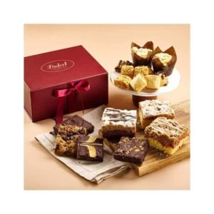 Dulcet Gift Baskets Deluxe Gourmet Food Gift Basket, Cakes for Delivery for Families Men and Women: Includes Assorted Brownies, Crumb Cakes Rugelah, and Muffins. Great gift idea!